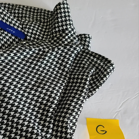 Apt.9 blouse sz.XL Black/White Houndstooth print polyester - Picture 11 of 11